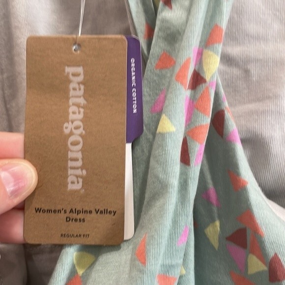 NEW Patagonia Alpine Valley Athletic Dress in Gypsum Green Size Small - Picture 7 of 10